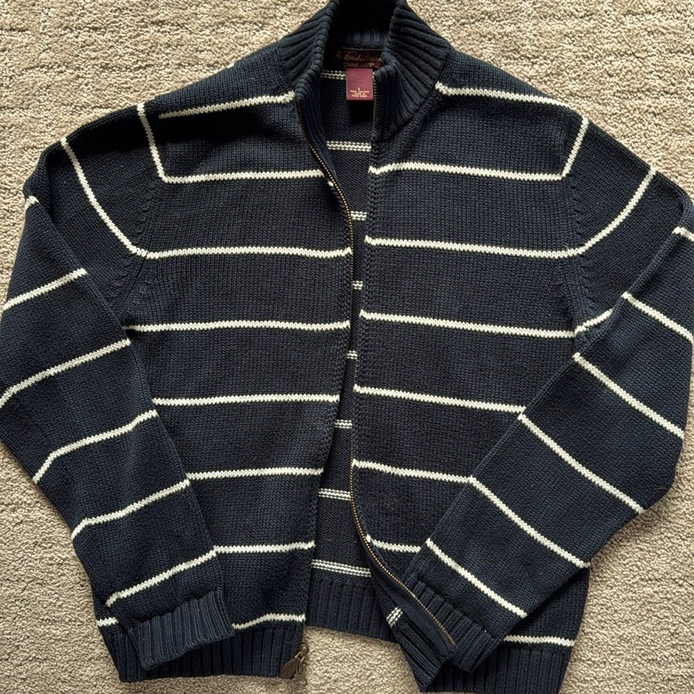 Brooks Brothers Kids supima cotton front zip sweater. Size L, navy & white
